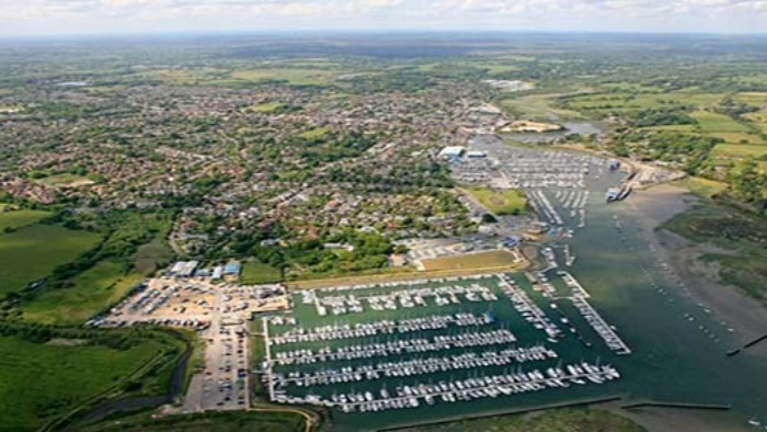 Network Yacht Broker offices, Lymington